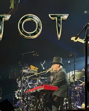 Toto Long Beach