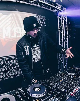 Virtual Riot Costa Mesa